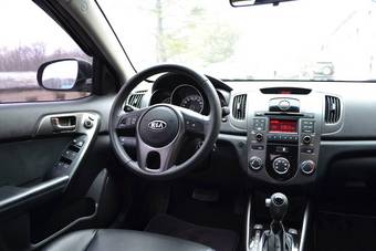 2011 Kia Forte Images