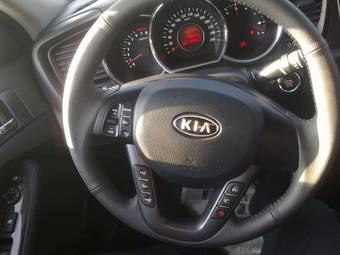 2011 Kia K5 Pictures