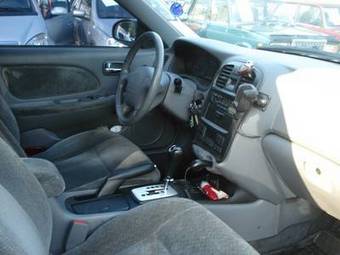 2002 Kia Magentis Photos