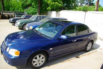 2004 Kia Magentis Pictures