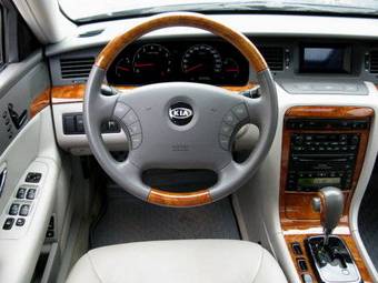 2005 Kia Opirus Photos