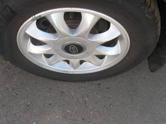 2006 Kia Opirus Pictures