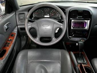 2001 Kia Optima Pictures