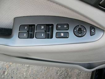 2011 Kia Optima Images