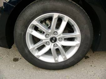 2011 Kia Optima Photos