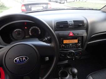2010 Kia Picanto Pictures