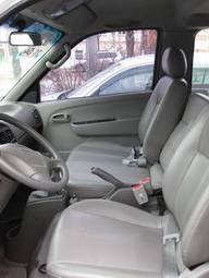 2004 Kia Pregio Pictures