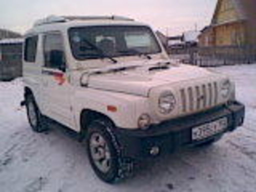 2002 Kia Retona