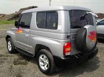 2003 Kia Retona Pictures