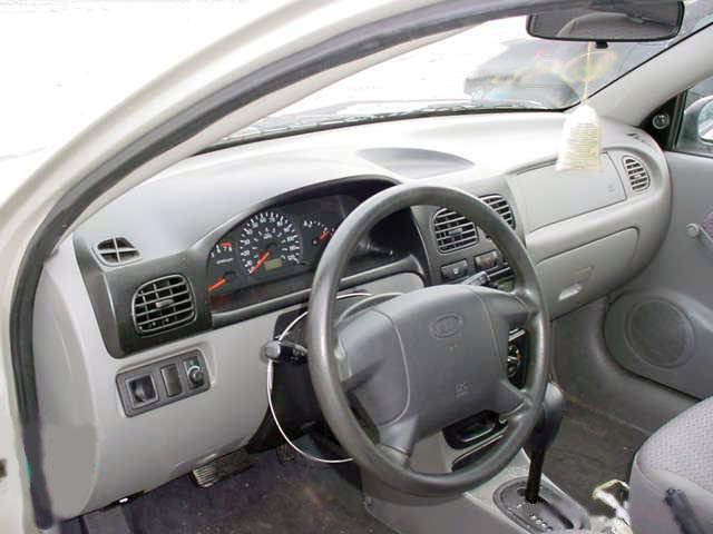 2001 Kia Rio