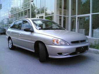 2001 Kia Rio Pictures
