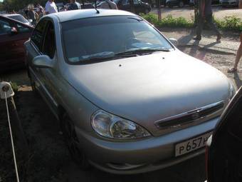 2002 Kia Rio Photos