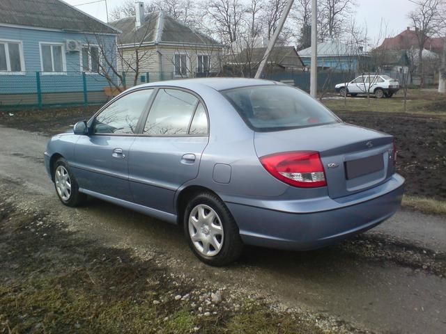 2003 Kia Rio