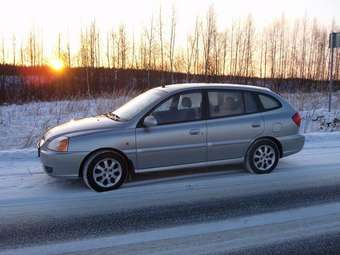 2003 Kia Rio Pictures