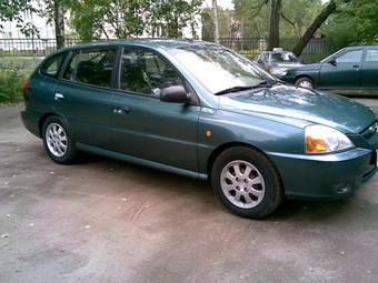 2003 Kia Rio Pictures