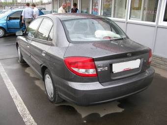 2003 Kia Rio Photos