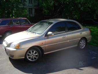 2003 Kia Rio Images