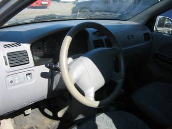 2003 Kia Rio Photos