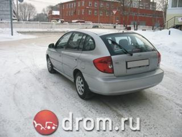 2004 Kia Rio