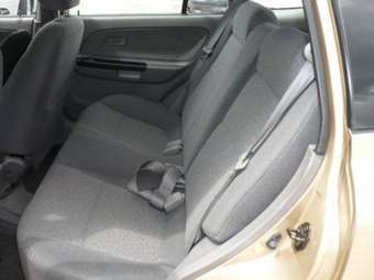 2004 Kia Rio Pictures