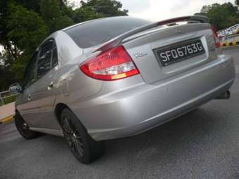 2004 Kia Rio Pictures