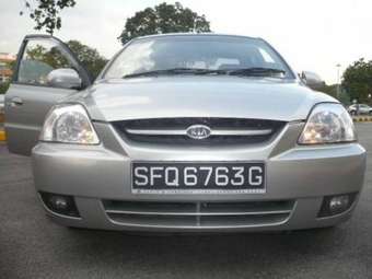 2004 Kia Rio Pictures