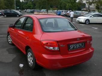 2004 Kia Rio Photos