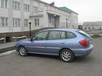 2004 Kia Rio Pics