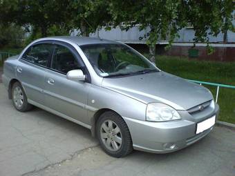 2004 Kia Rio Photos