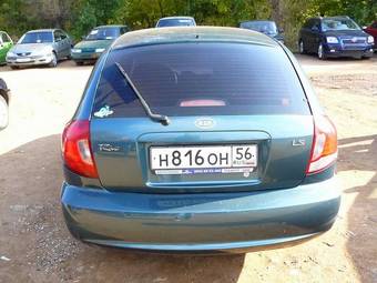 2004 Kia Rio Photos