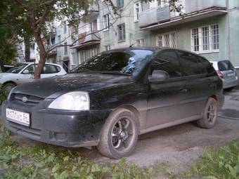 2004 Kia Rio Photos