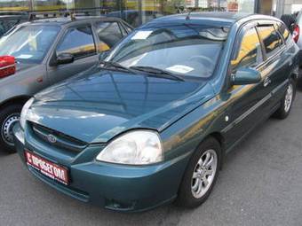 2004 Kia Rio Pics