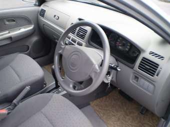 2005 Kia Rio Pictures