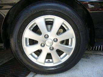 2005 Kia Rio Photos