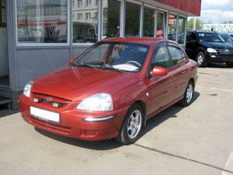 2005 Kia Rio Photos
