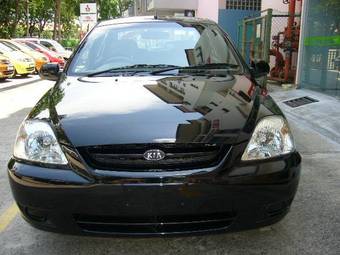 2005 Kia Rio Photos