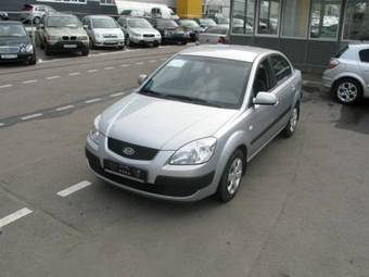 2006 Kia Rio Pics