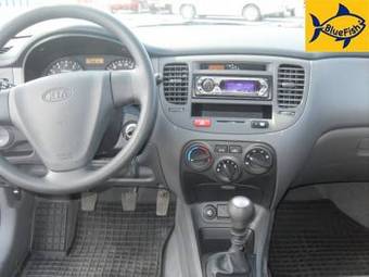 2006 Kia Rio Photos