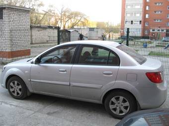 2009 Kia Rio Photos