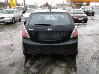 2010 Kia Rio Pictures