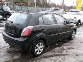 2010 Kia Rio Photos