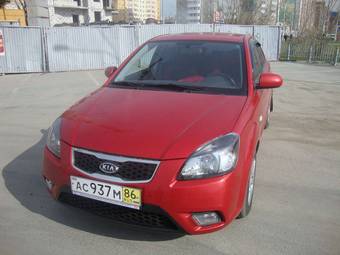 2010 Kia Rio Photos