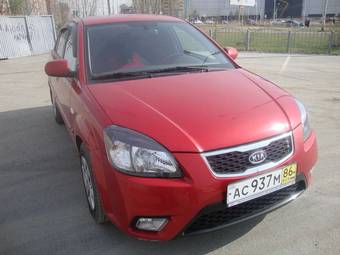 2010 Kia Rio Pictures