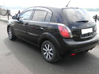 2010 Kia Rio Pictures