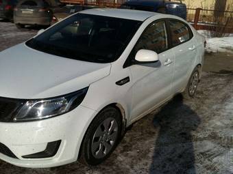 2011 Kia Rio Photos