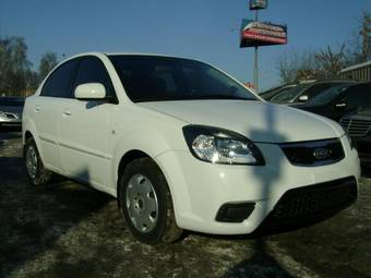 2011 Kia Rio Pictures