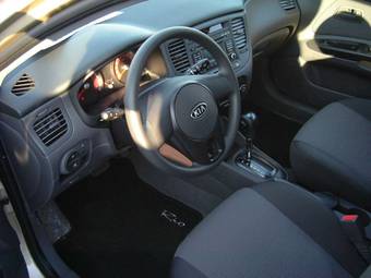 2011 Kia Rio Photos