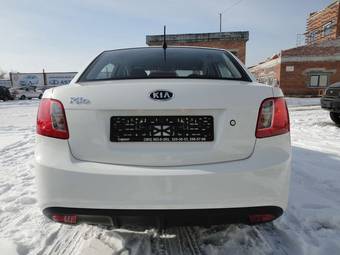 2011 Kia Rio Pictures