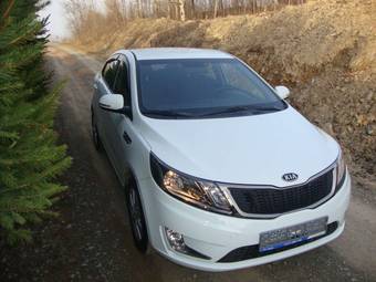 2012 Kia Rio Pictures