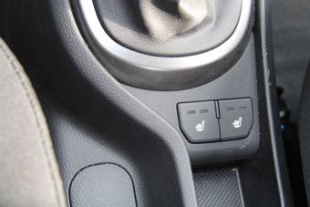 2012 Kia Rio Images